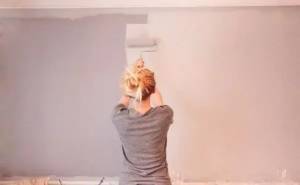 Como pintar parede já pintada