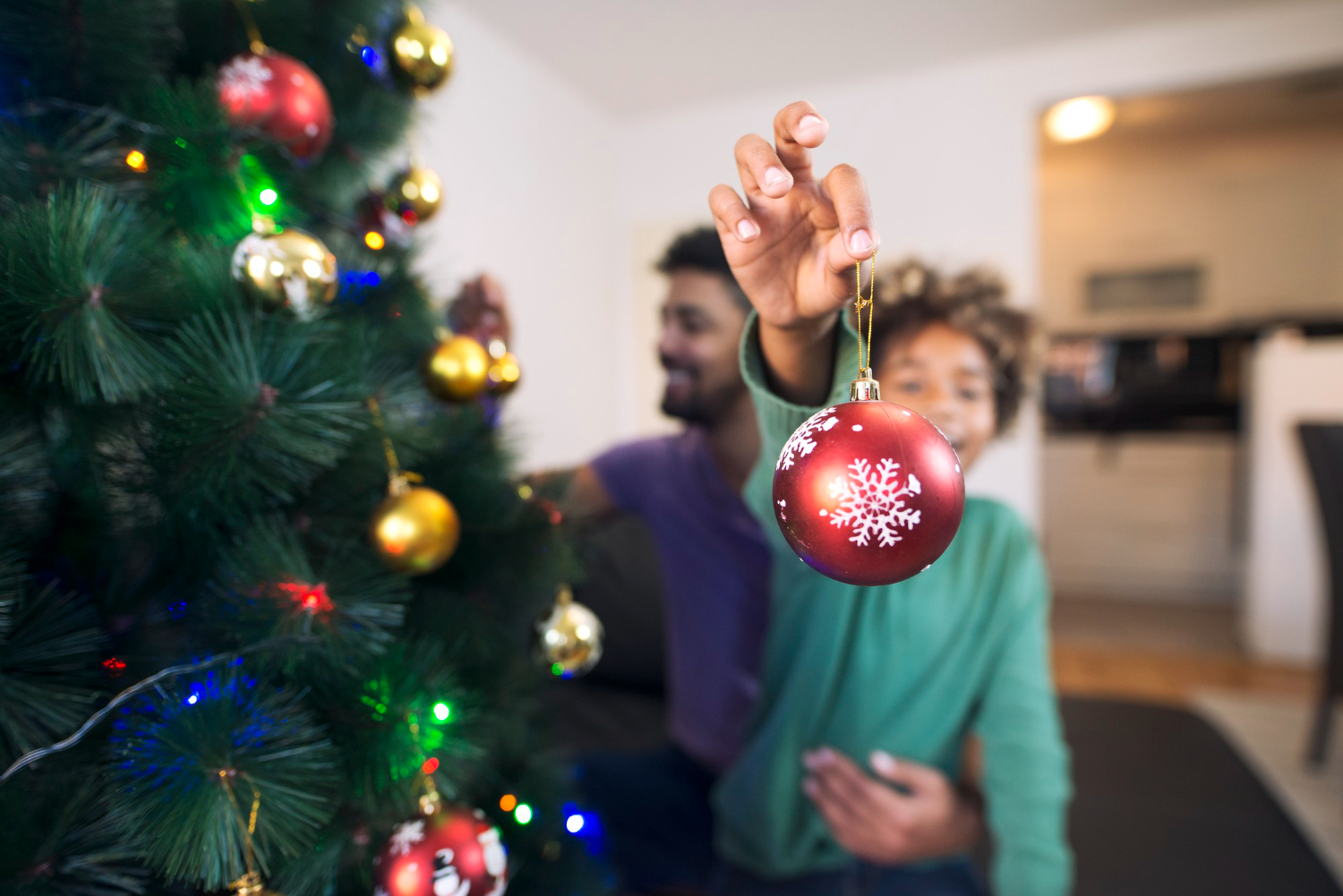 Enfeitar casa para o Natal com verde e vermelho